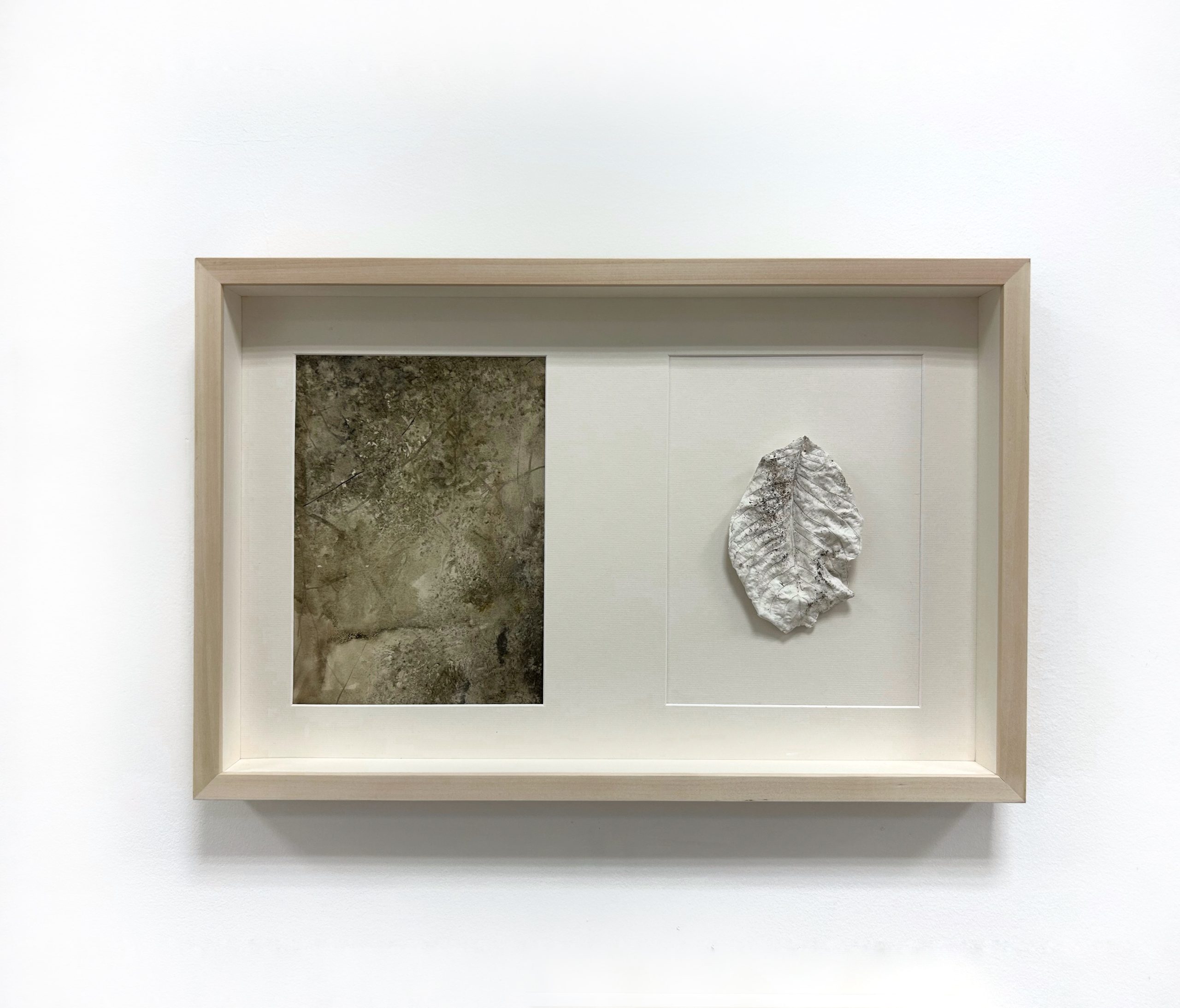 Maria Neve Vallone, L'anima Della Pietra, 2025, acquarello e gesso, 60x38 cm Maria Neve Vallone, L'anima Della Pietra, 2025, acquarello e gesso, 60x38 cm